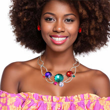 Load image into Gallery viewer, Silver Cut Out Crystal Collar Set
