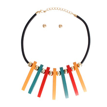 Load image into Gallery viewer, Long Wood Bead Bib Set
