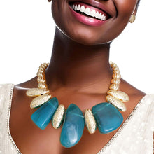 Load image into Gallery viewer, Green Chunky Bead Bib Set
