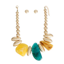 Load image into Gallery viewer, Multi Chunky Bead Bib Set
