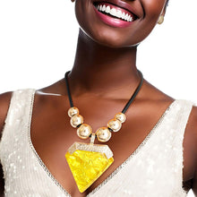 Load image into Gallery viewer, Yellow Diamond Shaped Pendant Set
