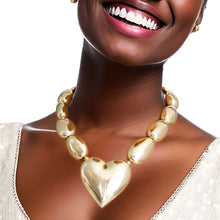 Load image into Gallery viewer, Gold Metal Bead Heart Set
