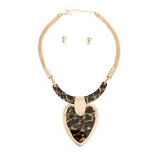 Load image into Gallery viewer, Necklace Leopard Heart Pendant Set For Women
