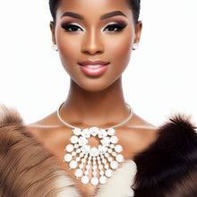 Load image into Gallery viewer, Silver Collar and Sunburst Pearl Necklace
