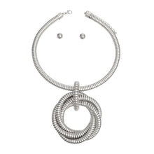 Load image into Gallery viewer, Silver Coiled Ring Collar Set
