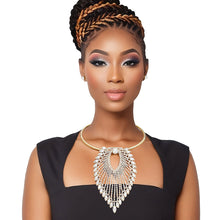 Load image into Gallery viewer, Gold Leaf Pendant Collar Set
