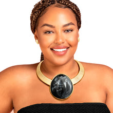Load image into Gallery viewer, Gold Omega Round Black Resin Set
