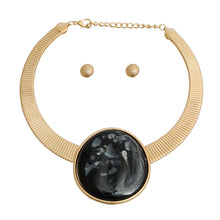 Load image into Gallery viewer, Gold Omega Round Black Resin Set
