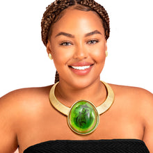 Load image into Gallery viewer, Gold Omega Round Green Resin Set
