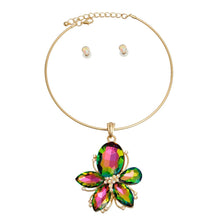 Load image into Gallery viewer, Pink Green Crystal Flower Necklace
