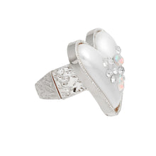 Load image into Gallery viewer, Silver Pearl Heart Ring

