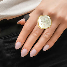 Load image into Gallery viewer, Gold Cream Pearl Square Ring
