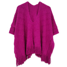 Load image into Gallery viewer, Berry Purple Crochet Poncho
