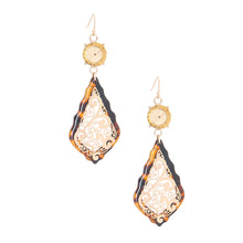 Load image into Gallery viewer, Gold Filigree Tortoiseshell Earrings

