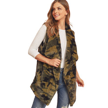 Load image into Gallery viewer, Camo Faux Fur Vest
