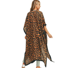 Load image into Gallery viewer, Leopard Lightweight Long Kimono
