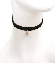 Load image into Gallery viewer, Suede Choker with Stone

