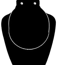 Load image into Gallery viewer, Stoned Simple Necklace Set
