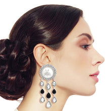 Load image into Gallery viewer, Vintage Look Silver Bee Earrings
