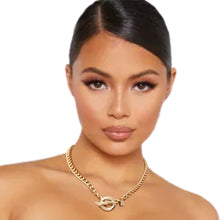 Load image into Gallery viewer, Gold Lightening Bolt Necklace
