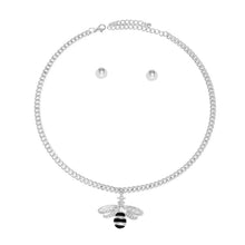 Load image into Gallery viewer, Bee Silver Curb Chain Necklace
