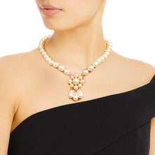 Load image into Gallery viewer, Cream Pearl Antique Flower Casting Necklace
