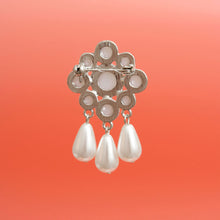 Load image into Gallery viewer, White Pearl Antique Flower Casting Brooch
