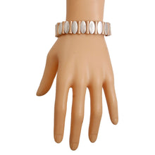Load image into Gallery viewer, Mixed Metal Oval Bracelet
