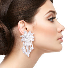 Load image into Gallery viewer, White Ball Pearl Cluster Studs

