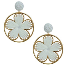 Load image into Gallery viewer, White Raffia Flower Round Earrings
