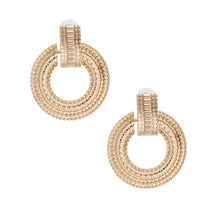 Load image into Gallery viewer, Gold Patterned Metal Circle Studs
