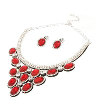 Load image into Gallery viewer, Rasin Beads Necklace Set
