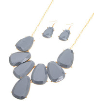 Load image into Gallery viewer, Beads Statement Necklace Set
