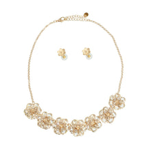 Load image into Gallery viewer, Gold Glass 3D Flower Collar Set
