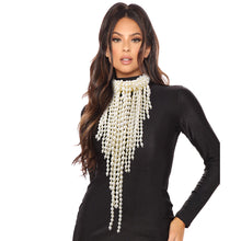 Load image into Gallery viewer, Cream Clustered Fringe Pearl Set
