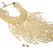 Load image into Gallery viewer, Cream Clustered Fringe Pearl Set
