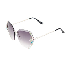 Load image into Gallery viewer, Black Rhinestone Edge Sunglasses
