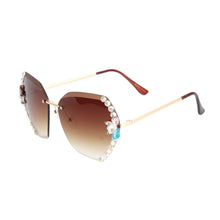 Load image into Gallery viewer, Brown Rhinestone Edge Sunglasses
