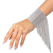 Load image into Gallery viewer, Silver 20 Line Fringe Cuff
