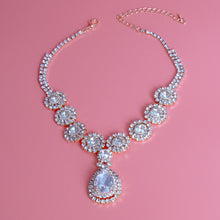 Load image into Gallery viewer, Gold Halo Teardrop Rhinestone Choker

