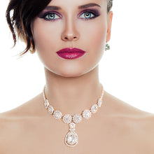 Load image into Gallery viewer, Silver  Halo Teardrop Rhinestone Choker
