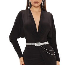 Load image into Gallery viewer, Silver Stone Drape Buckle Belt
