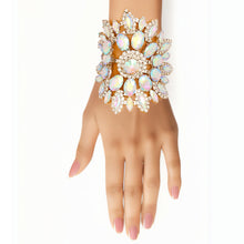 Load image into Gallery viewer, Radiant Aurora Pearl Bracelet

