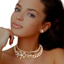 Load image into Gallery viewer, Gold Heavyweight Chain Flower Choker Set
