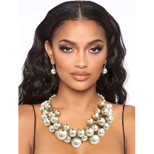 Load image into Gallery viewer, Silver Metal Ball Bead Cluster Collar
